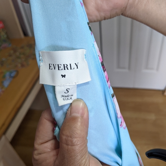 Francesca's floral summer dress - Picture 4 of 4